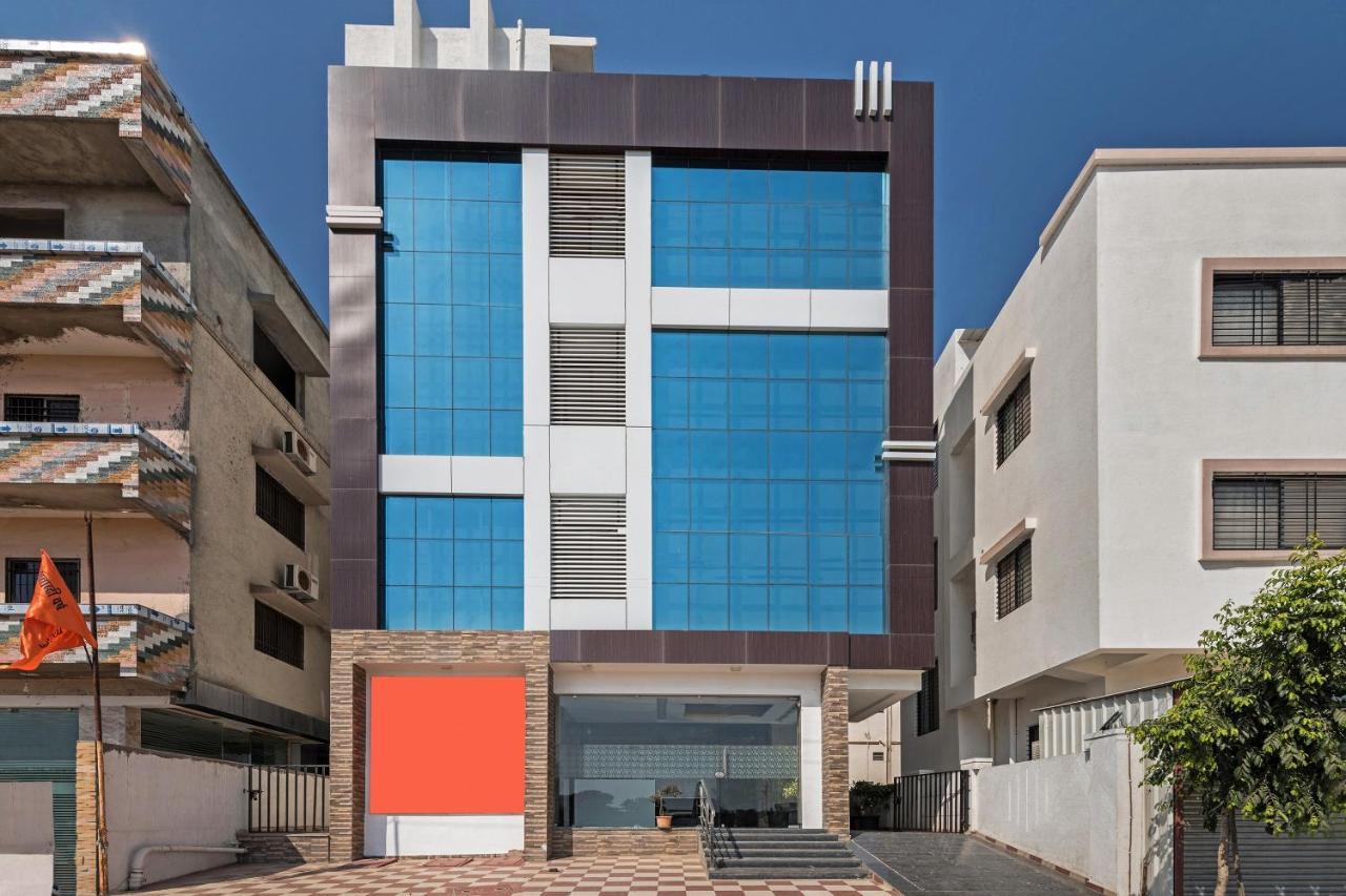 Oyo Flagship 19196 Shree Sai Niladri Residency Shirdi Exterior foto